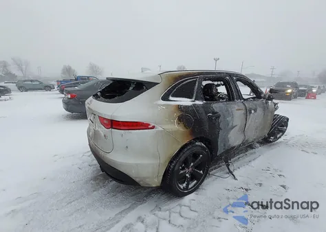 2017 Jaguar F-Pace S z USA, uszkodzony, nr VIN SADCM2BV3HA057860